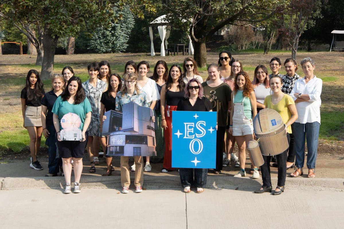 ESO_Italy's tweet photo. Oggi si celebra la Giornata Internazionale delle Ragazze e delle Donne nella Scienza!

A questi link maggiori dettagli sull'argomento: 🔗 https://t.co/MMCj1MbjC9 https://t.co/83F0lrcsK2

#giornatainternazionaledelledonneeragazzenellascienza #IDWGIS #donnestem #donneinstem https://t.co/OhJ0vyKQW3