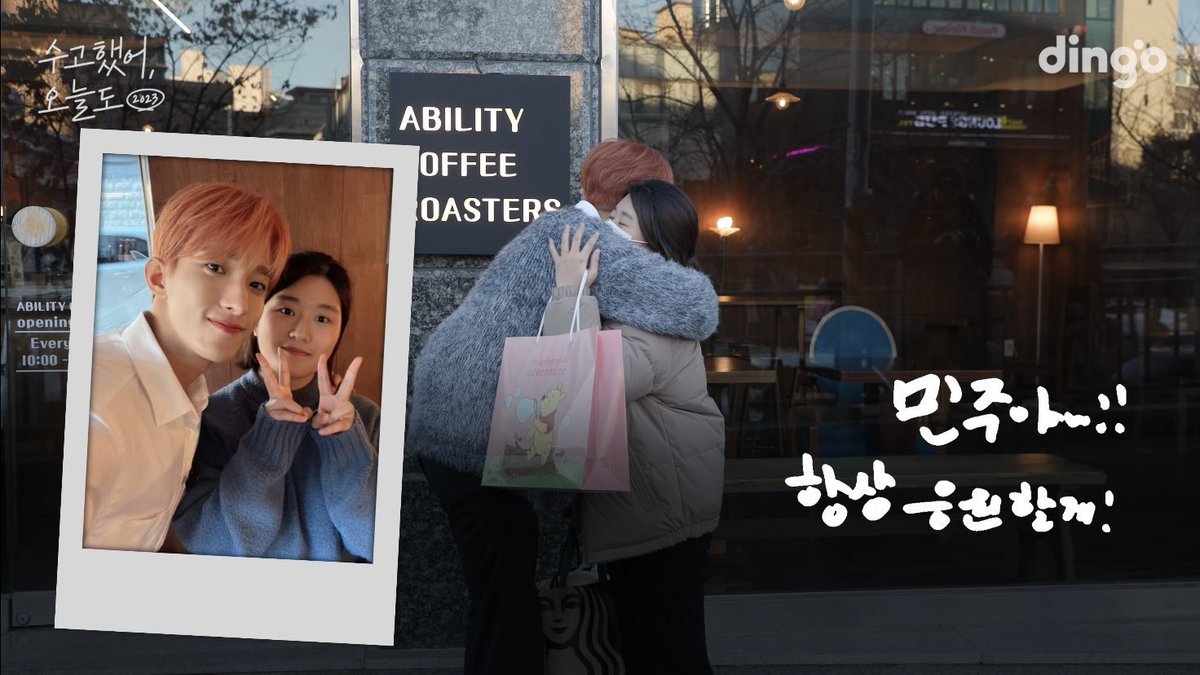 everyvvonu's tweet photo. SEMUA LOVE LANGUAGE yg ada di dunia diborong lee dokyeom :

1. act of service
2. words of affirmation
3. quality time
4. physical touch

++ family man, good manner, good leader, great and amazing voice, brightest smile, pretty nose, tall, kurang apa lagi?😭😭🥺 https://t.co/wZ8aPPhyhW