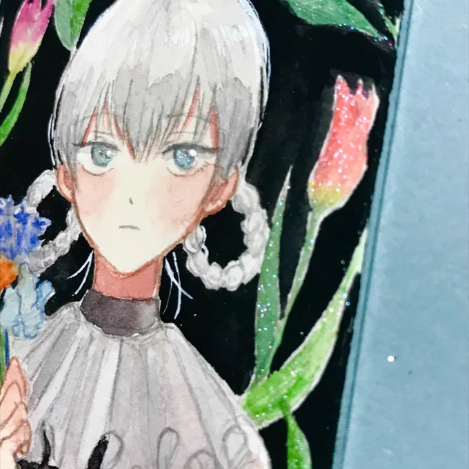 目とお花部分がキラキラしているよボードの側面はギラギラしているよ 