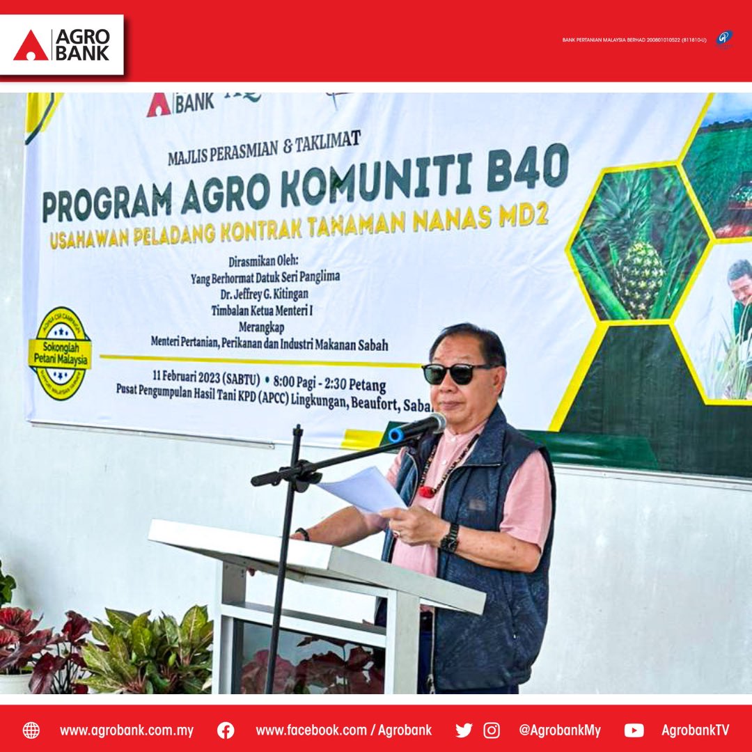 AgrobankMY's tweet photo. Agrobank hari ini, 11 Februari 2023 bersama-sama pada Majlis Perasmian & Taklimat Program Agro Komuniti B40 Usahawan Peladang Kontrak Tanaman Nanas MD2 bertempat di Pasat Pengumpulan Hasil Tani KPD (APCC) Lingkungan, Beaufort, Sabah.
•
#agrobank #aqina #agrokomuniti #usahawan https://t.co/qcQuJ0nNHC