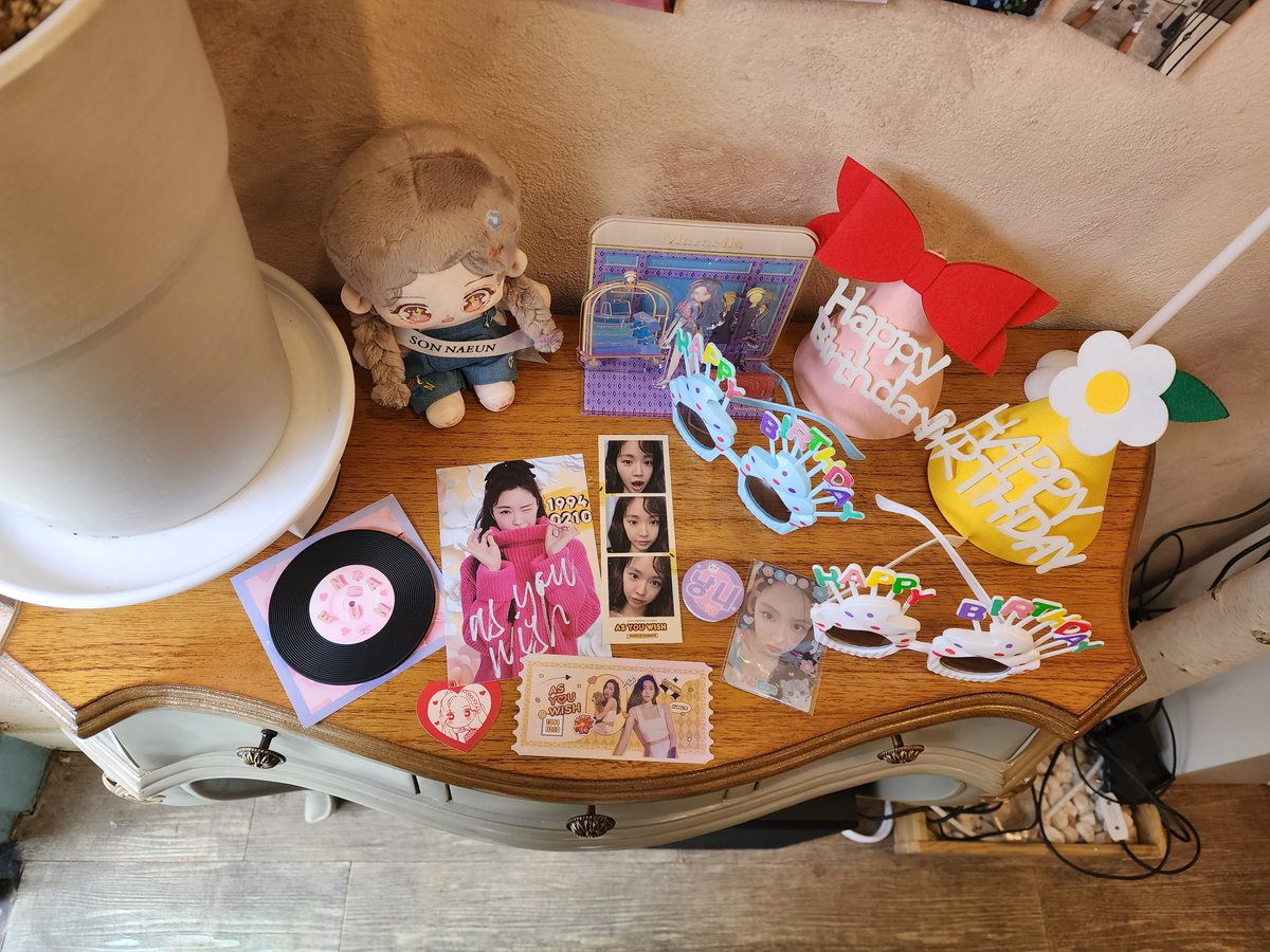 black_Naeun's tweet photo. #Happy_Naeun_Day
#Blooming_in_February
꽃이라 가격이 좀 높을줄알았는데 생각보다저럼해서 놀랐어요☺️ 게다가 꽃도 예뻐요💖 https://t.co/jT3MaJf9c1