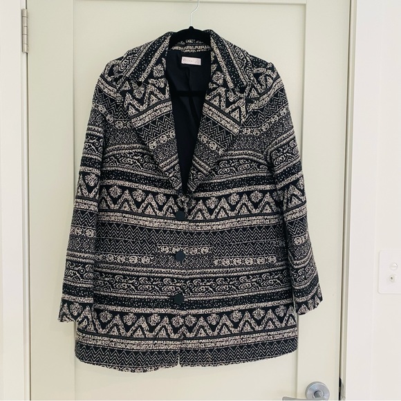 GetTilly2Boston's tweet photo. So good I had to share! Check out all the items I'm loving on @Poshmarkapp #poshmark #fashion #style #shopmycloset #kookai #bardot #esprit: https://t.co/bvzS9eUSvd https://t.co/kytPDCrUZY