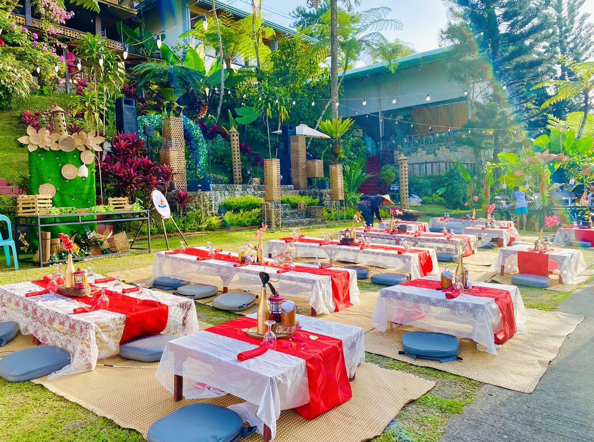 michaelcarbon's tweet photo. #SneakPeak | Today's Pre-Valentine's Day Set-up of Punta Isla Lake Resort β€οΈ
#PuntaIslaMemories #ExperiencePuntaisla #WakeUpinSox #WakeUpinPuntaIsla #MCFeatures #MichaelCarbon https://t.co/NuSgl7g7JH