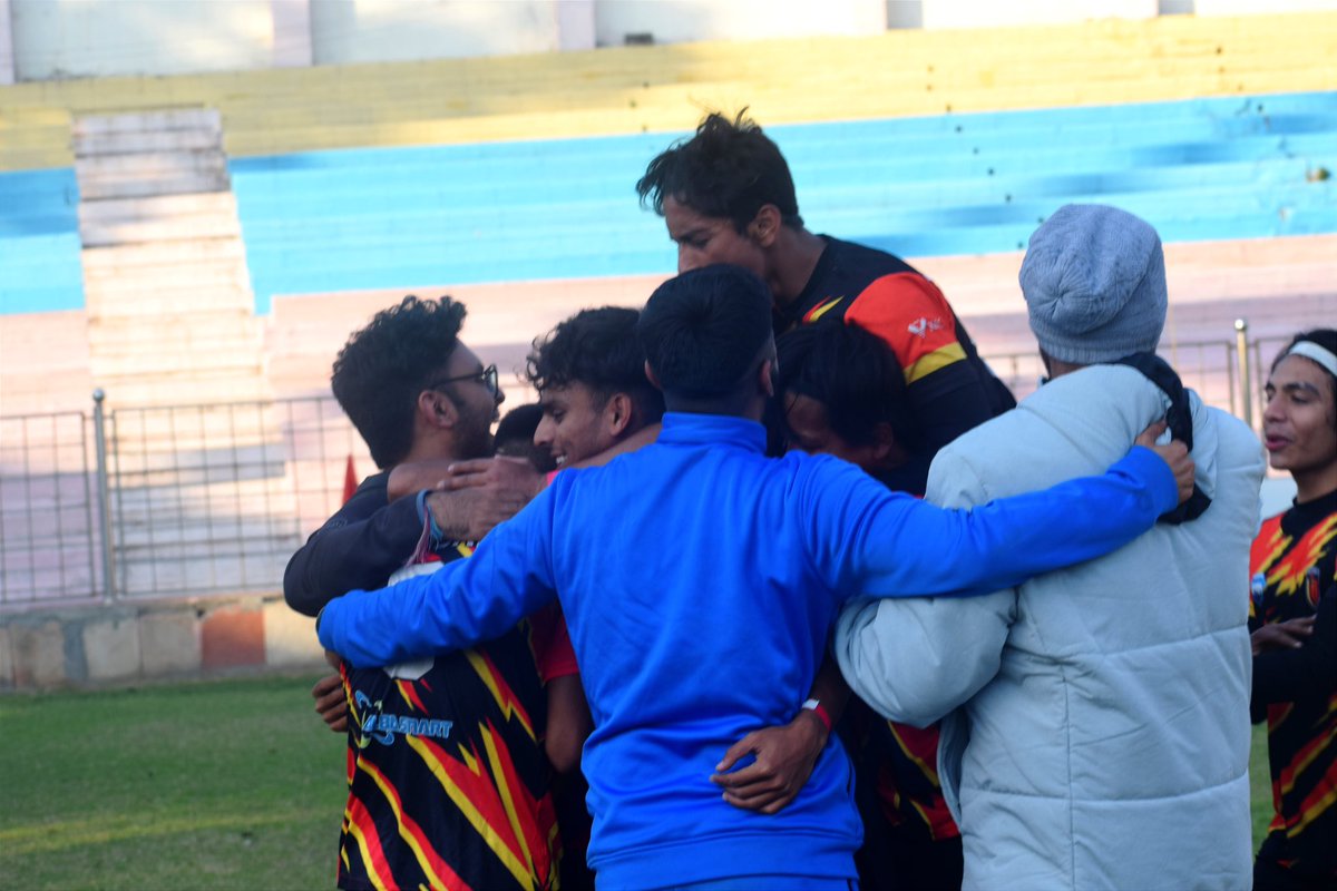DelhiElites's tweet photo. Saturdays are for celebrations 🎉🥳
.
.
.
#WeAreElites #TheElites #EliteMindset #EliteMentality #EliteValues #Delhi #Football #Academy #DEFC #DEFA #IndianFootball #Weekend #WeekendVibes #Celebrate https://t.co/kT7NPjyjyi