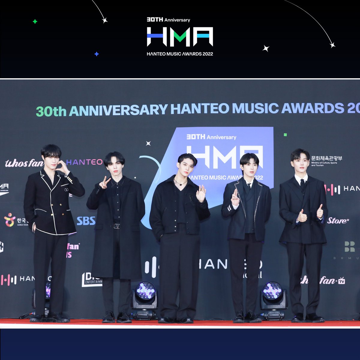 Hanteo_HMAs's tweet photo. 🏆#HMAs 30주년 한터뮤직어워즈 2022

📸 레드카펫 SHOT 

#CIX #씨아이엑스

#한터뮤직어워즈
#30th_HMAs_2022
#HanteoMusicAwards
@CIX_Official https://t.co/4LGvXHE4ib