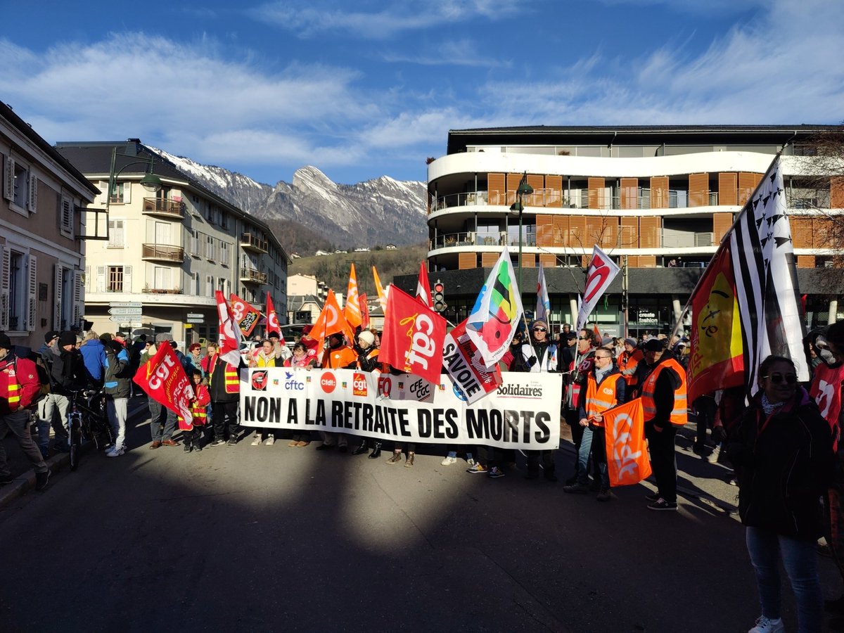 CFDT_UNITEP's tweet photo. #64ansCestNon #Edf #Dteam #unitep 11 fevrier, manifestation populaire, familiale et motivée!
C'est parti à #Albertville ! https://t.co/PHwrw79kWV
