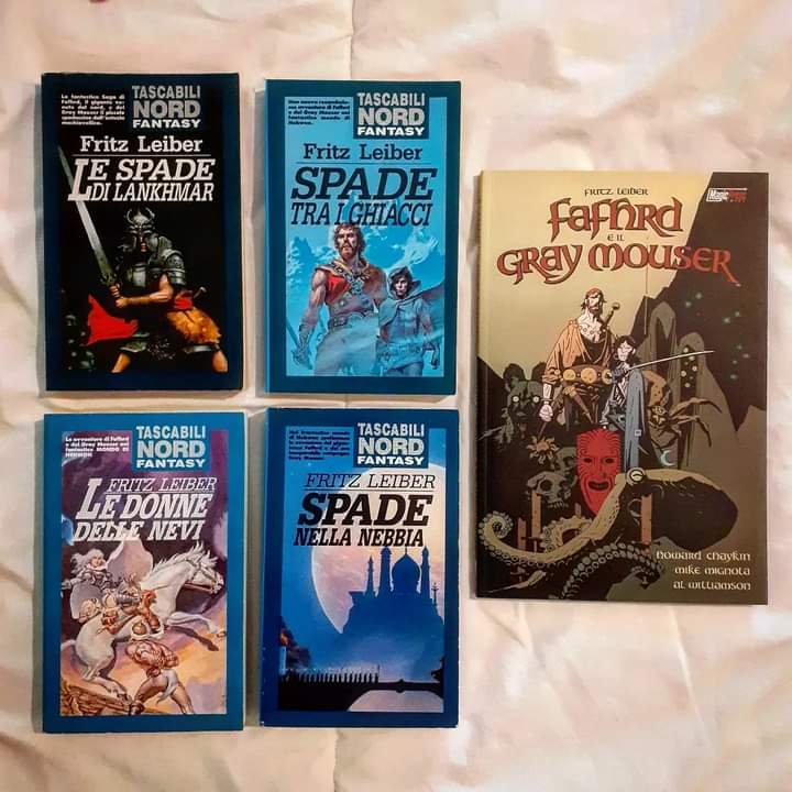 FabriziLoris's tweet photo. Anni fa, quando ero un ragazzo, mi capitava di perdermi con l'immaginazione sognante tra le strade di Lankhmar
Ma ora, ora che è passato così tanto tempo, beh, ora non sono più un ragazzo 😉

#librifantasy #saghefantasy #lankhmar #fritzleiber #libri https://t.co/1DHkMr09of