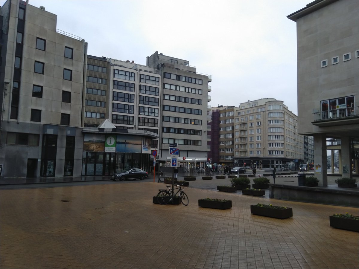 Frank van Mil tweet media