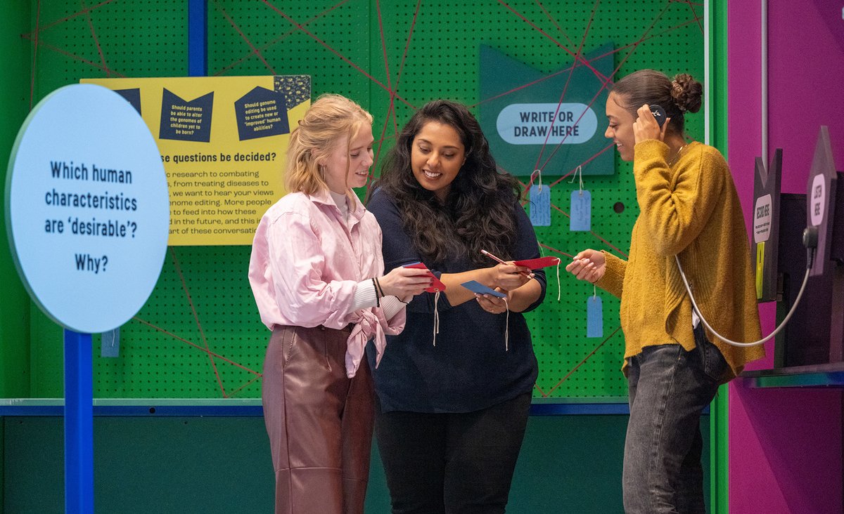 TheCrick's tweet image. Our free hands-on exhibition #CutAndPaste created by @TheLiminalSpace opens TODAY. Come explore the big questions around the ethics of genome editing and tell us where you would draw the line 🧬✂️
🔗 crick.ac.uk/whats-on/exhib…