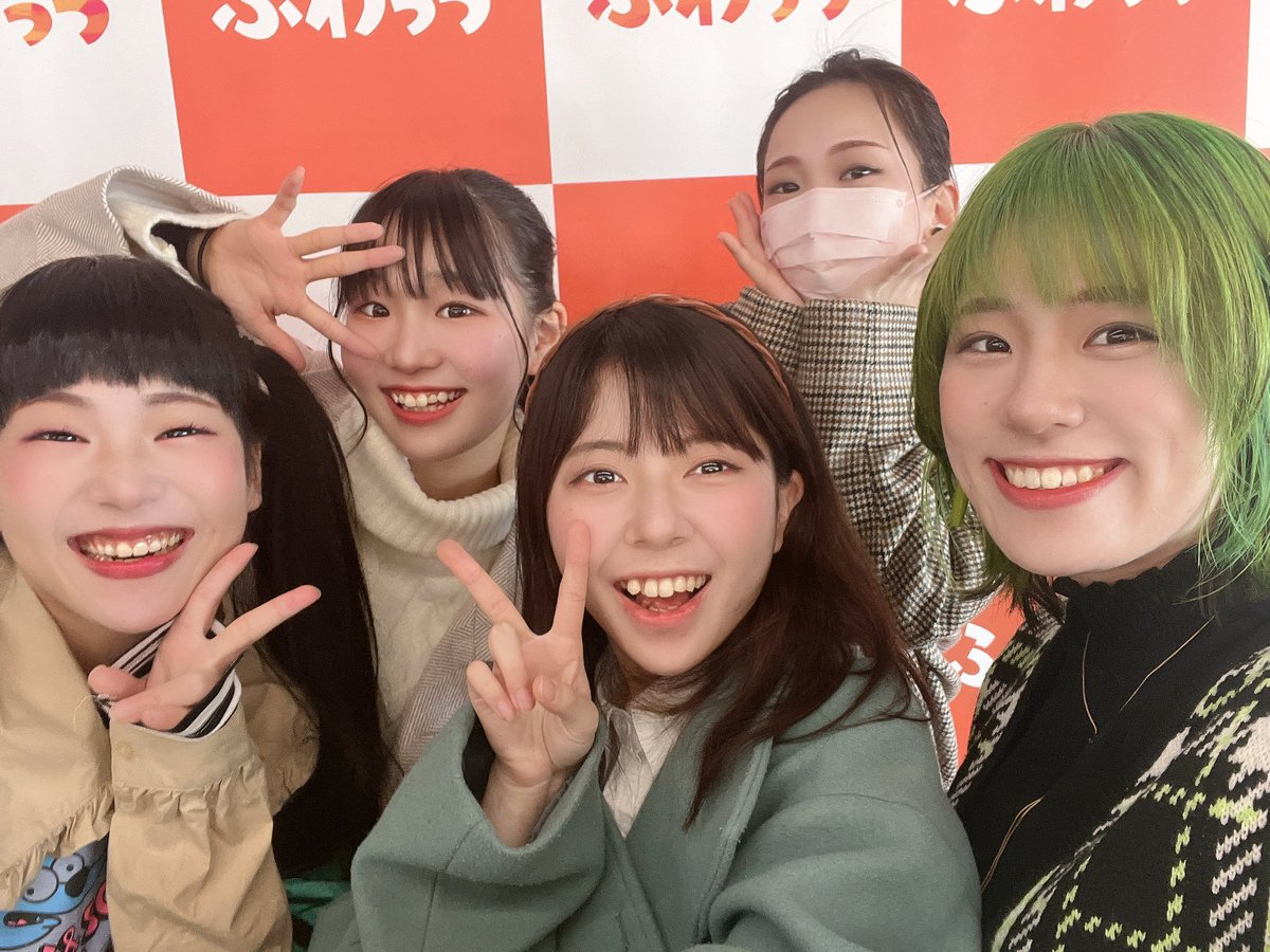 iroha_wakana's tweet photo. ふわっちの運営会社 #jigjp さんで #codeforfukui の皆さんと共に町を3Dスキャンしたり、アプリをもし作ったらのミーティングをしたりしました😏💗
最新の技術で、町が暮らしやすくなるといいなぁ〜！3Dスキャンするの結構楽しいのよ♡
#福井 #3D #町づくり #キッズセーフ #さくらいと #ふわっち https://t.co/MUDV90vPCS