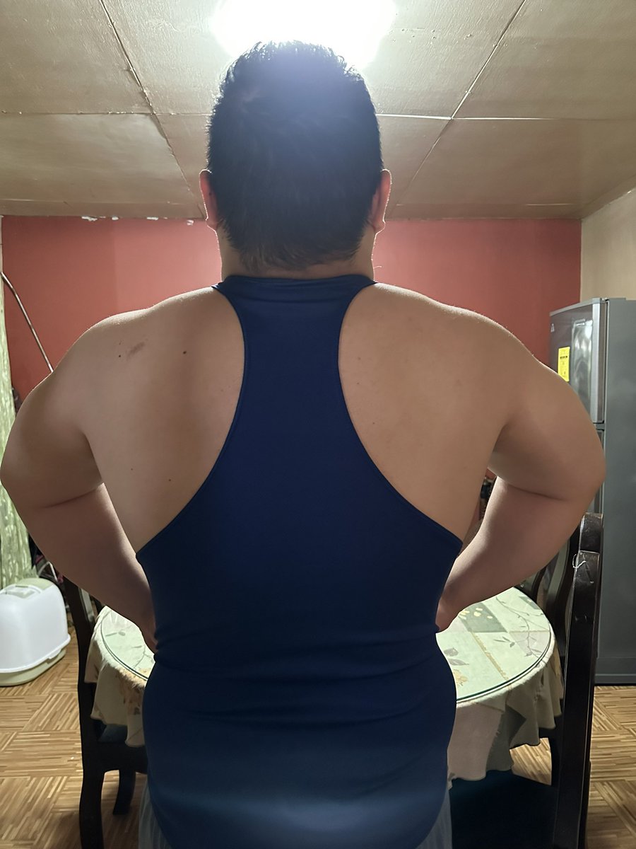 hungriestbear's tweet photo. Lat spread 😵‍💫 also eww at my rear delts https://t.co/q7H7qLR8WR