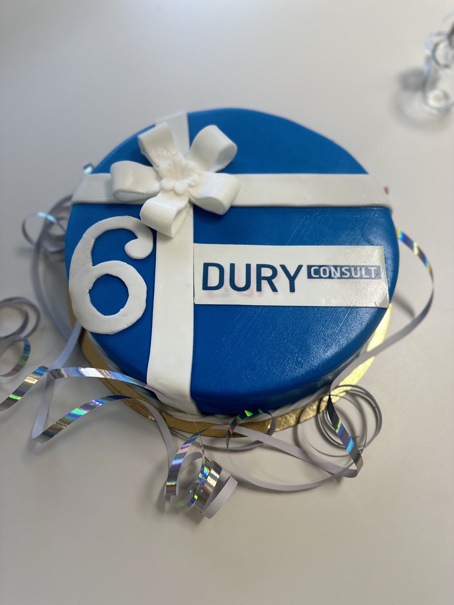 durycc's tweet photo. DURY CONSULT feiert #Geburtstag. Wie Pipi Langstrumpf beschenken wir zu diesem Anlass andere und unterstützen, im Rahmen unseren regelmäßigen Spendenprogramms, den Verein hunsrueck-hilft e.V. (https://t.co/2n9PfxIUFq) 🎂https://t.co/RPSGX8cocZ 
#hunsrueckhilft #spende #DSGVO https://t.co/1zjXgPhTgV