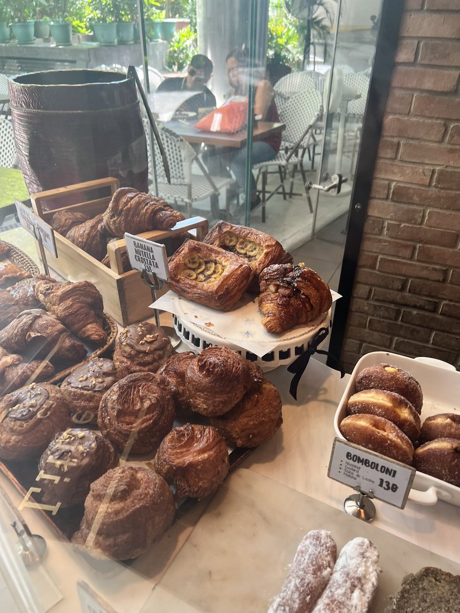 ihrasistible's tweet photo. Little Flour (220617) https://t.co/sAxdiO4WA3