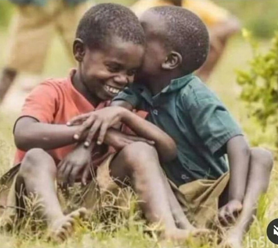 RugemaWirwanda's tweet photo. Umukobwa ushobora kwigurira amamega yukwezi kose uwo aba ari umugabo. Abagabo muze tumenyane njyewe nitwa #Rugema https://t.co/l6sMlcE9PK