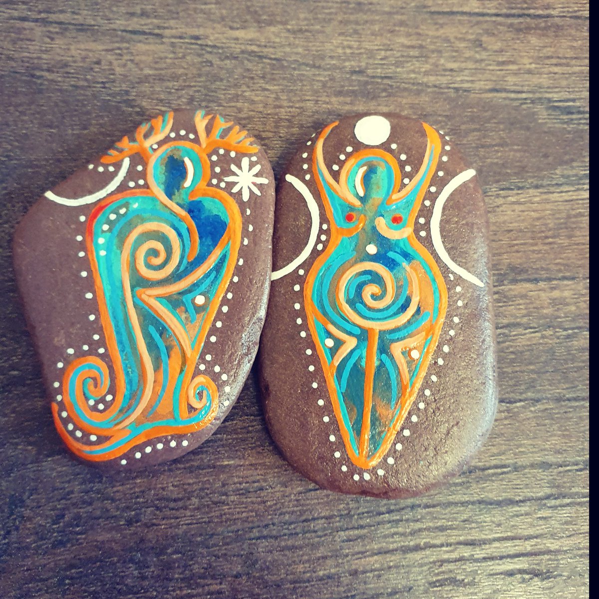 wildseawitch's tweet photo. 🌛🌝🌜 Bright Blessings &amp; Love from Wildseawitch🌛🌝🌜

https://t.co/Hl6JaOHZ7z… https://t.co/LwiyihgjCn…

#QueenOf #firsttmaster #SmartSocial
#pagan #witchcraft #witch #wicca #WitchyWednesday  #ShareTheMagic #CraftBizParty #shopindie #uksmallbiz #UKGiftAM #WomeninBiz ☆ #Retwe https://t.co/4bhpTrLHhj