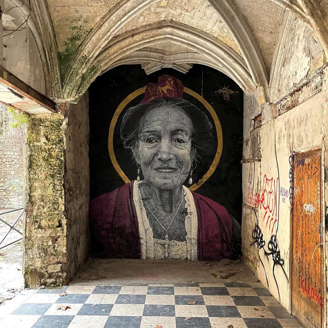 PatrickFavrel's tweet photo. #StreetArt in #France #Uzes by #SWEDONER
" Juste , juste vieillir en PAIX , JUSTE en PAIX " https://t.co/Az4xqUmxO6