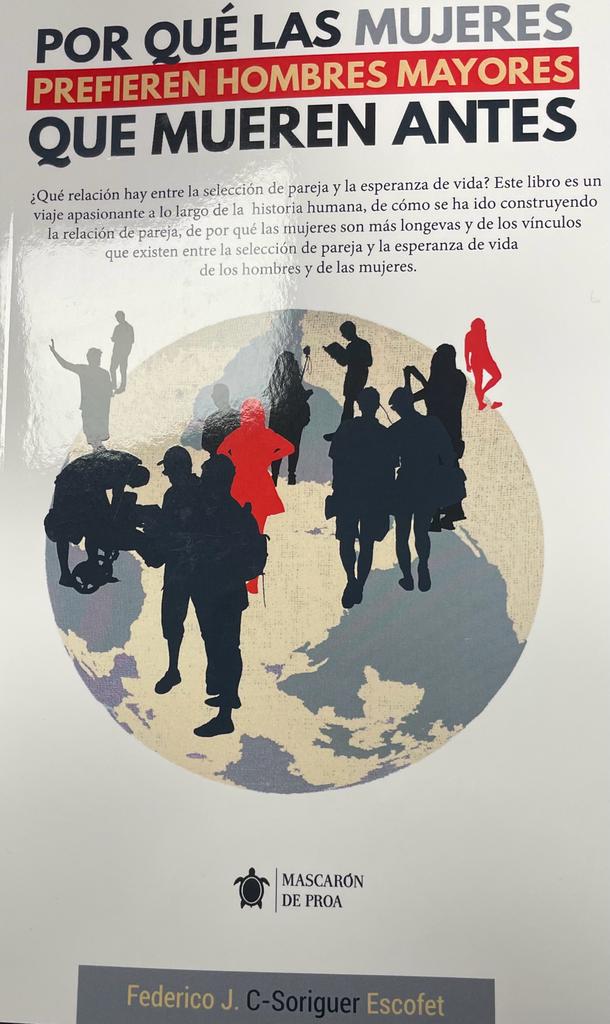 AcademiaAgp's tweet photo. Al finalizar el acto, el Dr. Soriguer dedicó ejemplares a los se acercaron a solicitarlo. El Dr arquitecto Luis Machuca fue uno de ellos. El autor ha utilizado las series hist��ricas de las bases de datos del @es_INE  tanto de los matrimonios como de la esperanza de vida en España https://t.co/ATBKlEqkst