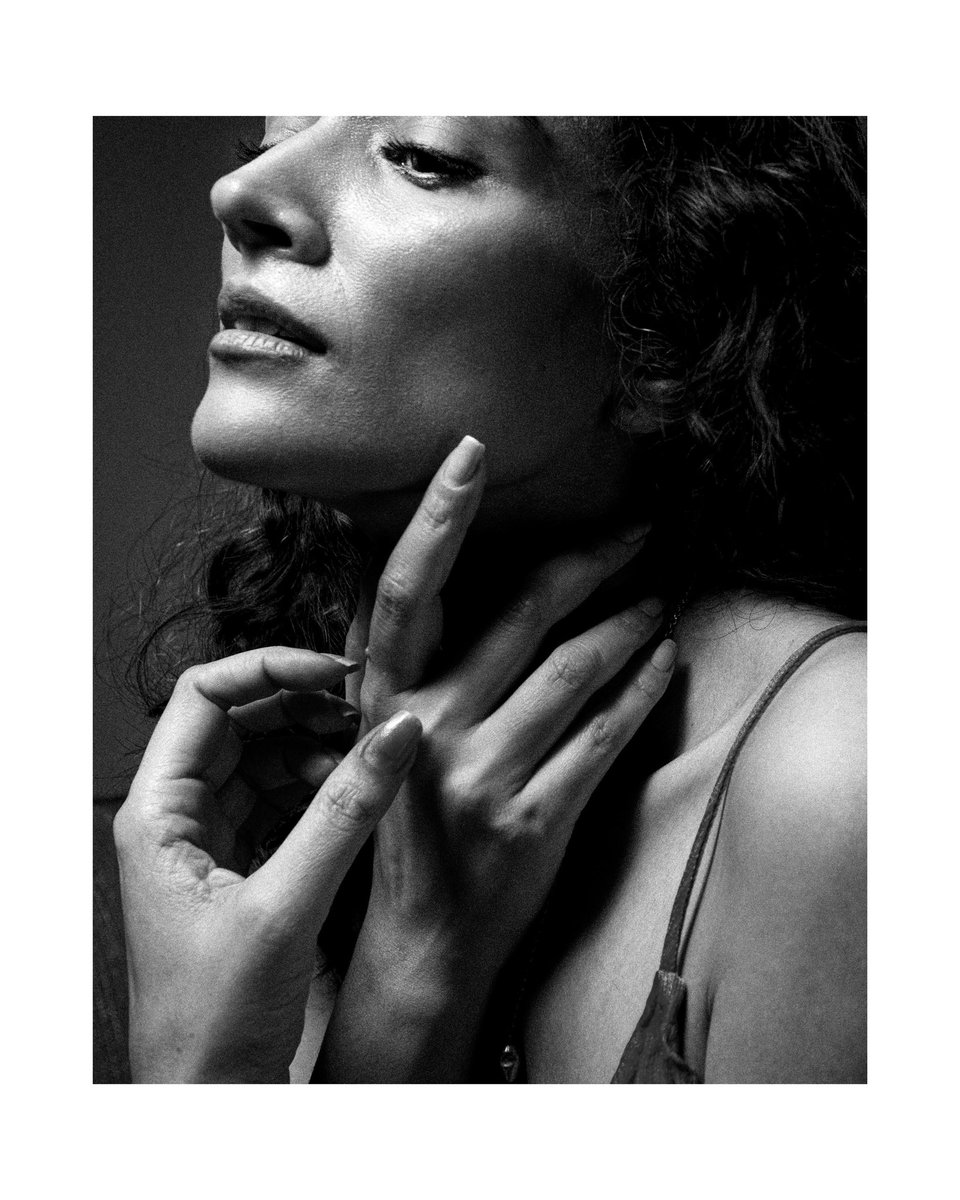 Dipannitasharma's tweet photo. 🖤
#photoart
Photography : #shikharshukla
Styling : #krishkhatri
HMU : #akankshagosai https://t.co/Nponzltx9c