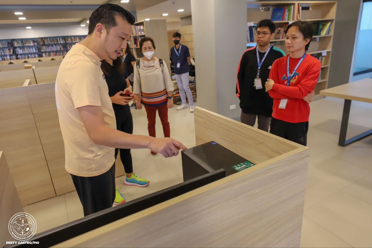 valenzuelacity's tweet photo. ValACE, which is set to open soon for public usage, will house our City Library, the ValSPED expansion, and the #Education360 Office.

#TuloyAngProgresoValenzuela
#PublicLibrary #Education360 https://t.co/hVkDMvE38G
