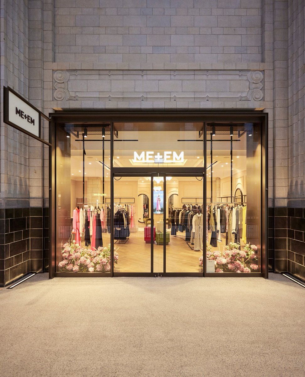 BatterseaPwrStn's tweet image. New opening alert! ⚡ 

It’s time to start shopping for your new season wardrobe as British womenswear label ME+EM has landed in Turbine Hall A. The stunning new boutique offers versatile pieces for work, weekend and everything in between.

#BatterseaPowerStation #MEANDEM