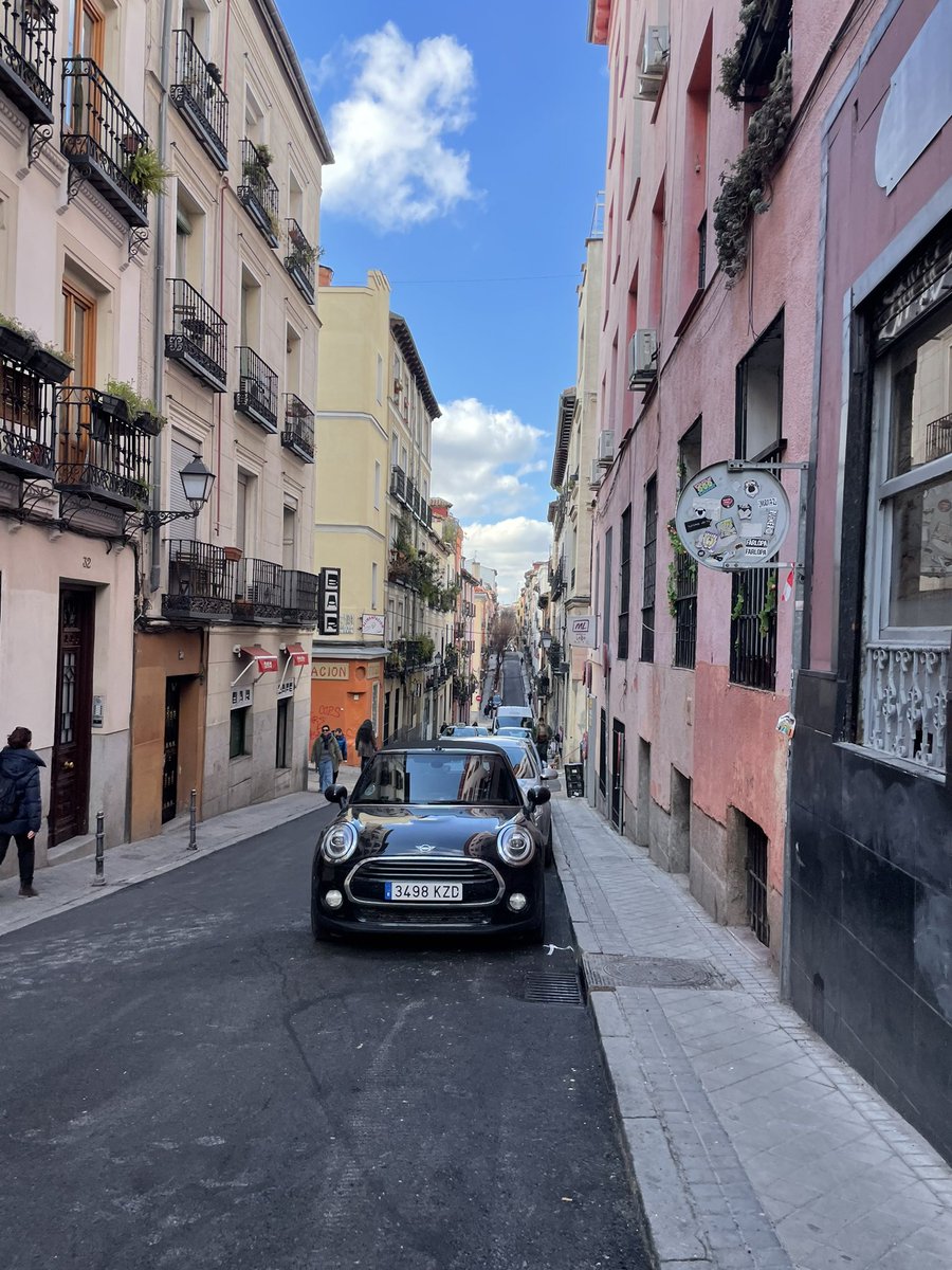 sheringlife_'s tweet photo. Madrid📍

What a wonderful city with so much to offer. Much quieter than Barcelona and honestly more my vibe. 

Far less people. Much crowded. Unbelievable food and the people seem to be so much nicer. All the photos are from yesterday. More updates to come. https://t.co/Hhfmbzcm7H