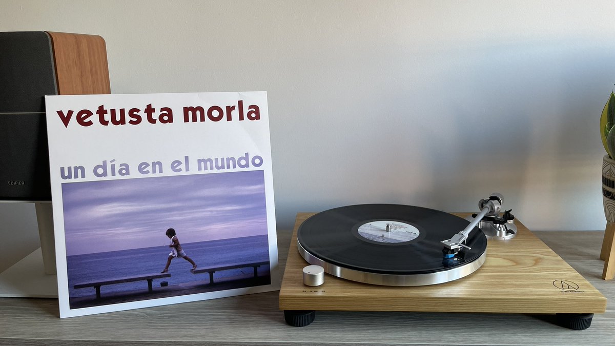 Hoy cumple 15 años “Un día en el mundo” contigo empezo todo ❤️‍🔥