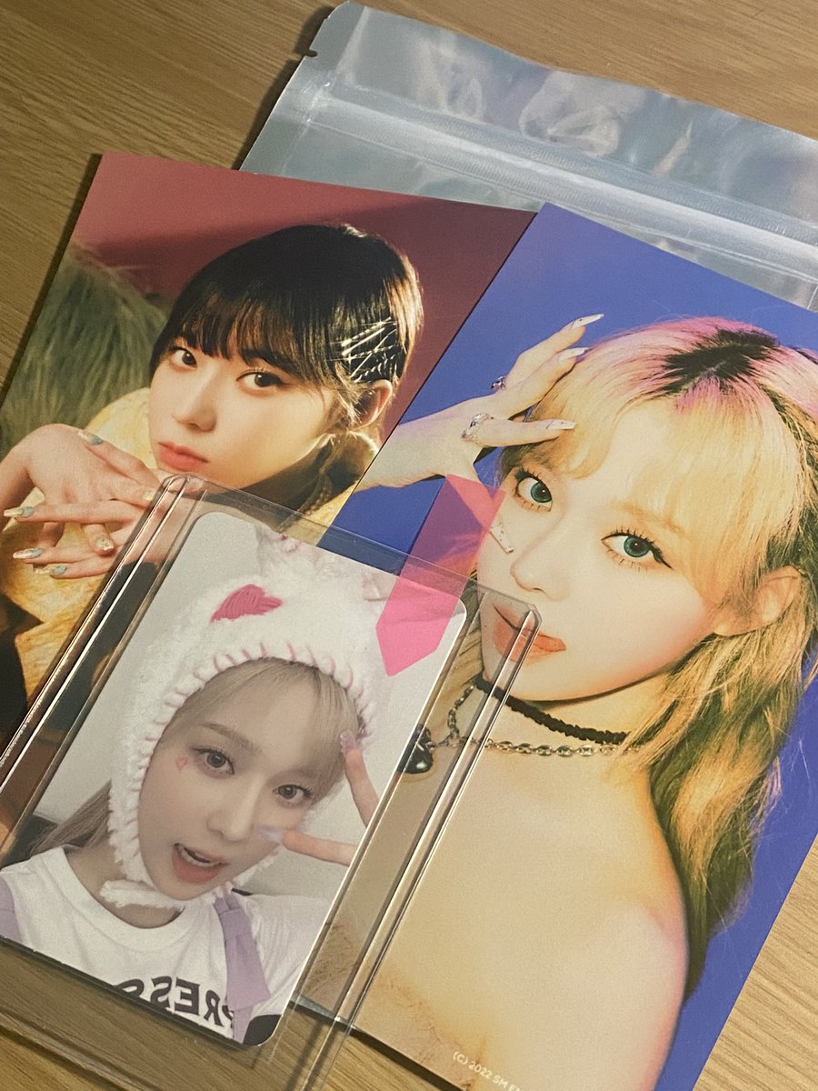 winffles's tweet photo. — 🧸; #roribuys ┆ ° ♡ • ➵ ✩ ◛ °
 
wait lang naiiyak ako HAHAHA, tysm to the highest power @97colls 🥺. grateful sa freebie postcard omg di ako nag expect, ang hirap naman bitawan neto 😭, ganda ng condi! Sa susunod naman po 🥺

#ty97colls
︵‿︵‿୨♡୧‿︵‿︵ https://t.co/A27GQMauVM