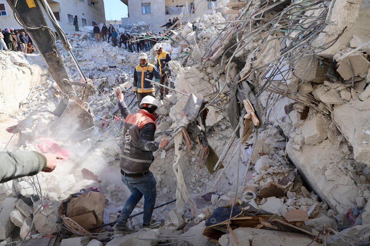 ShafakOrg's tweet photo. From the onset of the earthquake to the conclusion of the search and rescue operations, there have been a reported 2,166 fatalities and 2,950 injuries as of Friday, February 10th, 2023, according to the Civil Defense in northwestern Syria

#Syria_earthquake #Shafak https://t.co/ozjkS8Lw6I