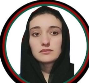 Farhadfaramarz6's tweet photo. طالبان یک زن معترض را در #تخار بازداشت کردند
منابع از تخار می‌گویند استخبارات طالبان امروز #پریسا_مبارز و برادرش را از خانه شان بازداشت و به جای نامعلومی انتقال دادند. https://t.co/RBlly7MGyc