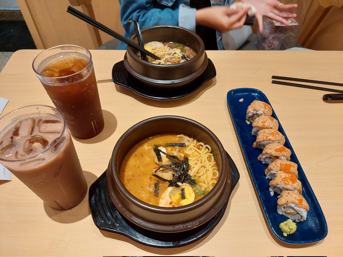 andisucip's tweet photo. @FOODFESS2 Ramen 🤤🤤 https://t.co/epNLgGyD9J