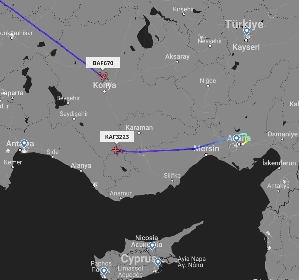 TheSnoopySnoop's tweet photo. #KAF3223 departing Adana as #BAF670 A400M CT-01 approaches https://t.co/dk432GQ4Ic
