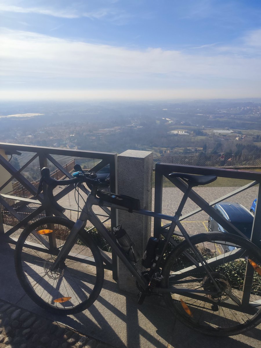 ildinolib's tweet photo. Ciao Milano!
#montevecchia https://t.co/iB3BGRKP40