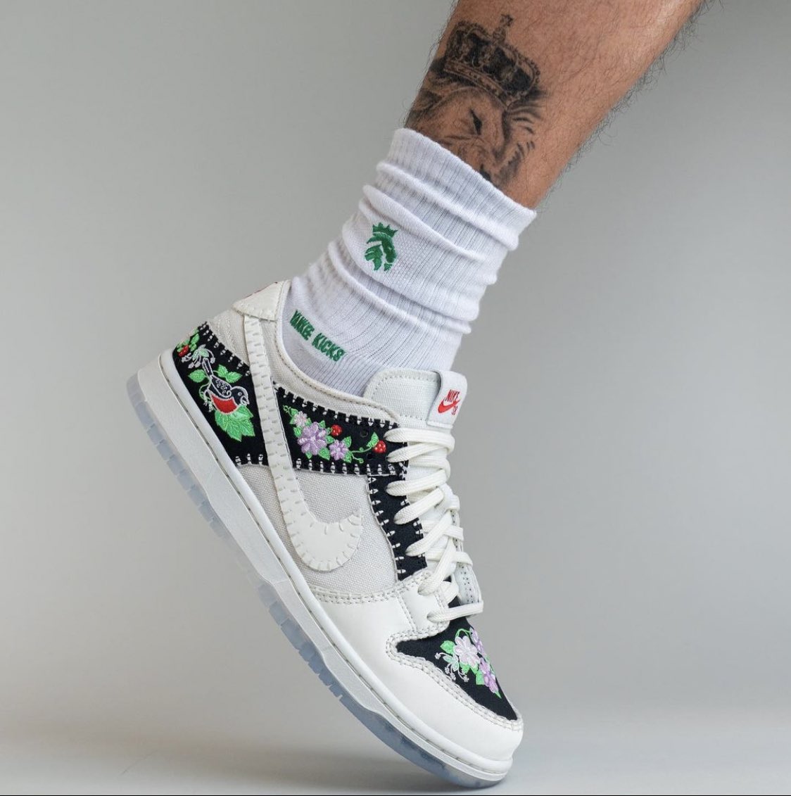 Sneakerologue's tweet image. Nike SB Dunk Low Decon “N7” portée !