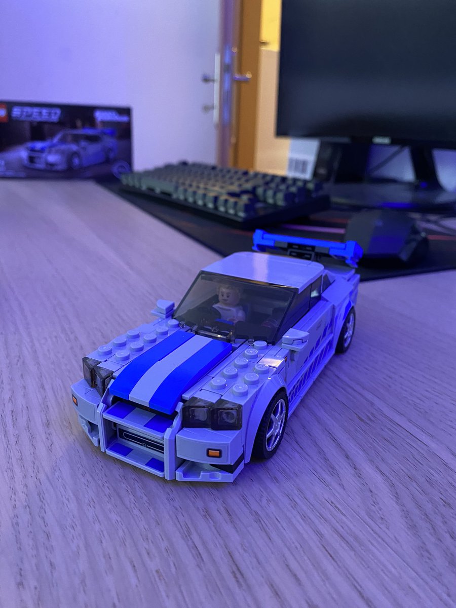 ChlebaJeBread's tweet photo. BROOOOO NISSAN SKYLINE>>> https://t.co/uAPBU8DSRE
