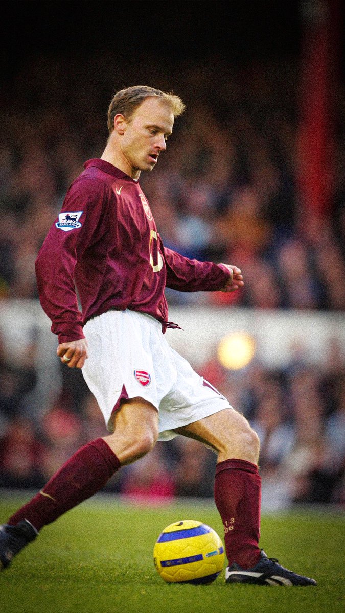 coldestkits's tweet photo. arsenal in burgundy and gold

@Arsenal @nikefootball 

#arsenal #arsenalfc #afc #gunners #gooners #henry #nike #football #footballkit #coldestkits https://t.co/6XW6w2HwwF