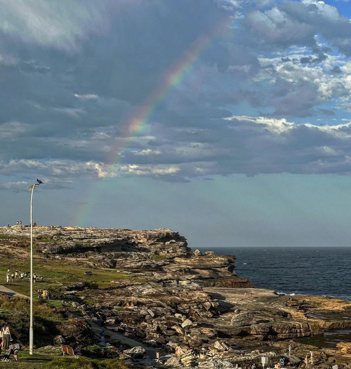 drruthmitchell's tweet photo. Perfect day for it. A soak in the saltwater at Mahon Pool. #swim #swimming #saturday #oceanswim #oceanpools #oceanpoolsofsydney #placesweswim #saltwater #gadigalland https://t.co/Ey4UHukzFA