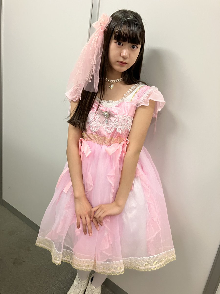 ToAToA_tw's tweet photo. 今日のファッションショーではPrettyDaysさんの衣装を着させて頂きました❤️
とっても可愛いピンクの衣装ありがとうございました😊
#PrettyDays #アイゲキ https://t.co/3gd3OJA5QO