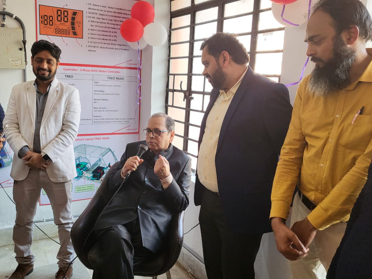 BrajeshLtd's tweet photo. Mahindra skill development corner moto is to educate and train ITI students about upcoming technologies of EVs by our CO-TEK &amp; they will come to our WS for practical once in a week. @anandmahindra @sumanmishra_1 https://t.co/Ru8Tzcr0Nv