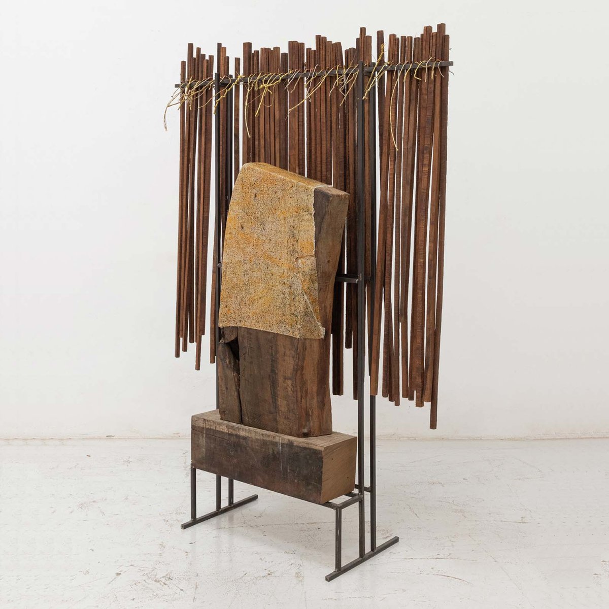 FeriaArco's tweet photo. ¡Conocemos más galerías del Programa General de #ARCOmadrid2023!

➀ MAISTERRAVALBUENA ▮ 🇪🇸
➁ LEHMANN + SILVA ▮ 🇵🇹 
➂ @maab_gallery ▮ 🇮🇹 https://t.co/abKQvTf7xK