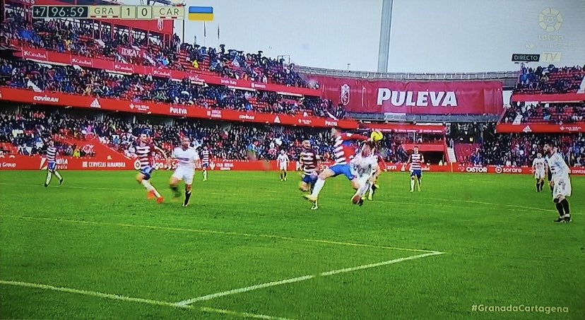 DepresionCdt's tweet photo. Adivina cual pitaron y cuál no https://t.co/TKpKgXvZgb