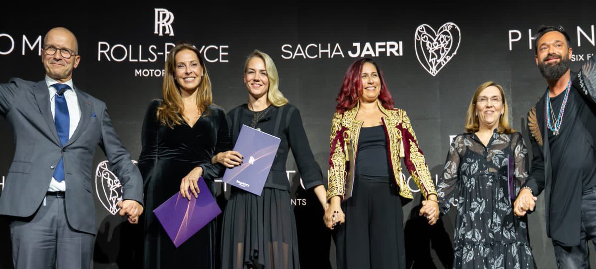 ROLLS-ROYCE MOTOR CARS DONATES TO SURGEONS FOR LITTLE LIVES

Adelle <a href="/wapnick/">adelle wapnick</a> Director, Board member Surgeons For Little Lives attended Rolls-Royce ‘Six Elements’ gala event in Dubai, to receive a generous donation.

Thank you César Habib (Regional Director) for the support