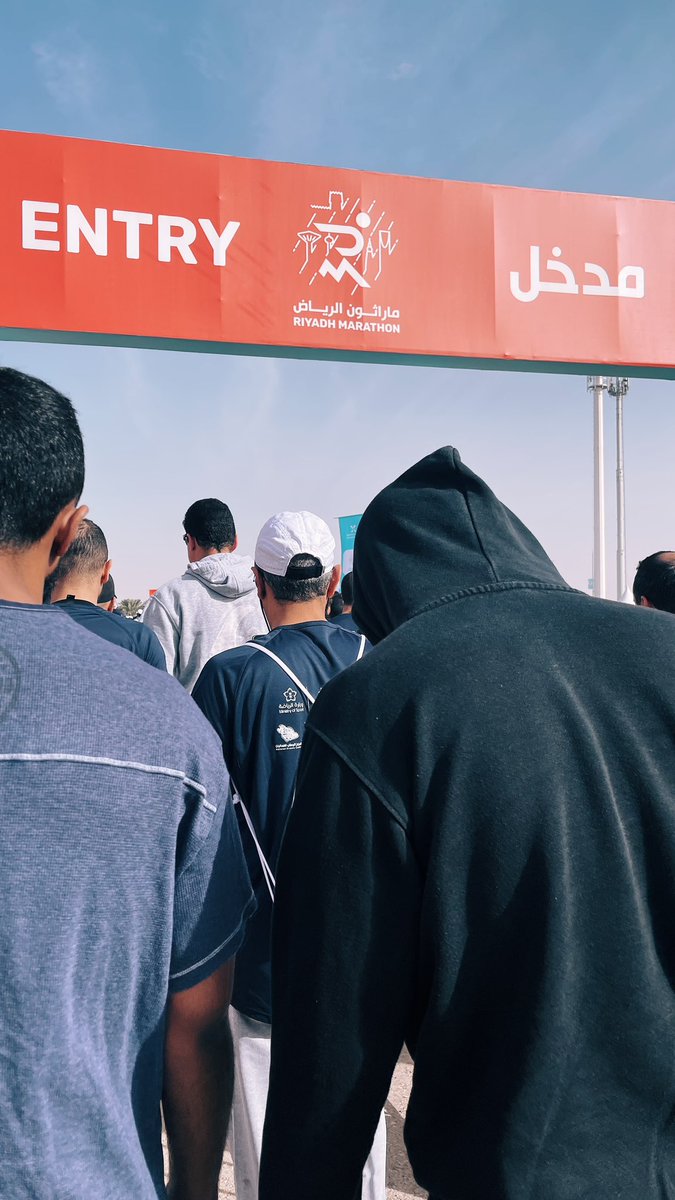 a_bood's tweet photo. سلسلة من الصور خلال مشاركتي في سباق ١٠ كم وكانت الأجواء جميلة جداً ❤️  #مارثون_الرياض https://t.co/Cct11rp8Lo