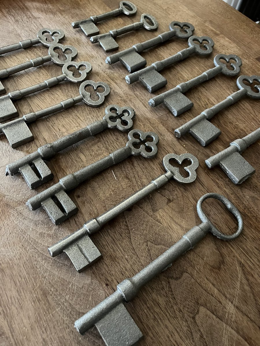jasonpriestOUFC's tweet photo. Just received a selection of key blanks to start this weekends projects #locksmith #keys #churches #historicbuildings #nationaltrust #periodproperties https://t.co/NNxz4REj4W