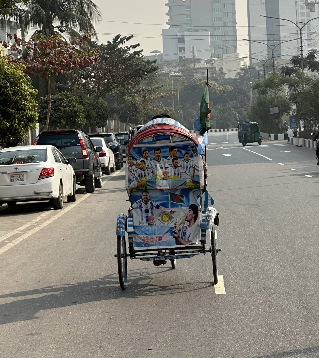 farhad_rakib's tweet photo. A Rickshaw fully branded with Argentine Football Legacy sighted in Agargaon, Dhaka, Bangladesh. @afa #Bangladesh https://t.co/1kCAQBn4iG