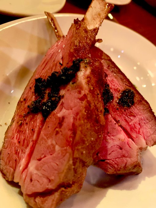 人のお祝いなので、ラムチョップ 