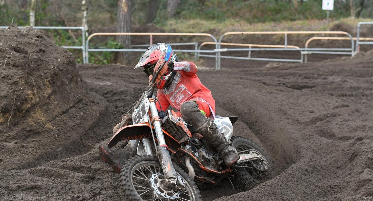 Jur van Tuil wacht een lange revalidatie nl.motocrossmag.be/index.php/2023… 
#Bekijkdewebsite #MXMagnl #MXMagbe #PoweredbyKEMCO #Motocross <a href="/youthpromx/">Stichting YouthProMX</a>