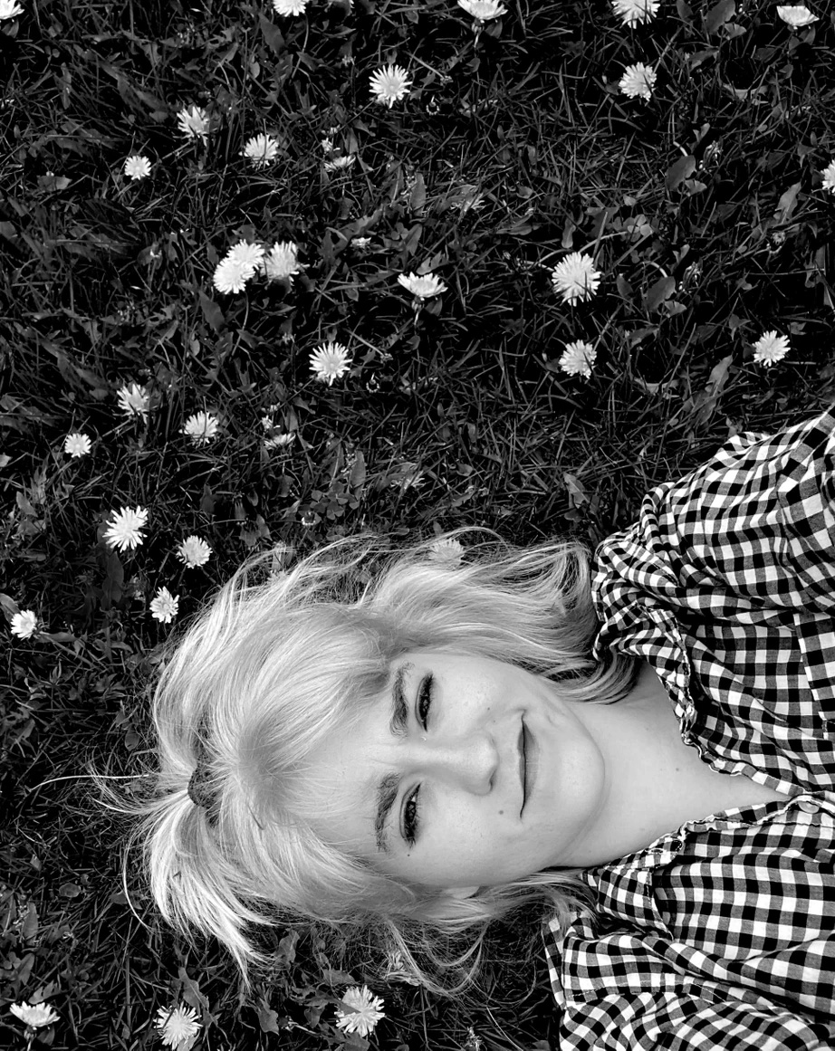 girlswhodontdnd's tweet image. Love our intro song?

The you'll love @miastegner for releasing a whole new playlist:

open.spotify.com/playlist/37i9d…