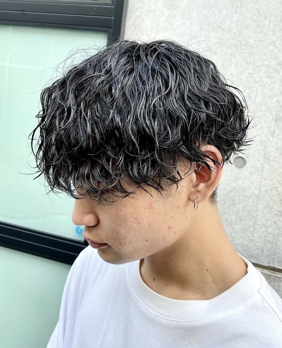 cdef0722's tweet photo. この度カットパーマモデルを募集しております！
カットは刈り上げマッシュスタイル
パーマはツイストスパイラル、波巻きパーマ、に合わせパーマ
料金は3000円で募集させて頂きます！
宜しくお願い致します！

#メンズヘア#パーマ#刈り上げマッシュ#ツイストスパイラルパーマ#波巻きパーマ#スシロー https://t.co/N1k2oivKyw