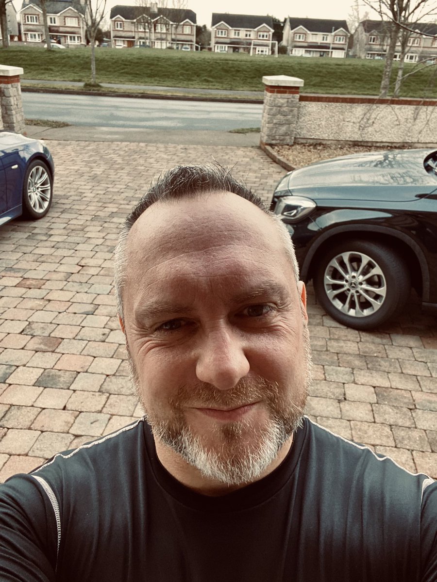 djdeansherry's tweet photo. Back hitting the road running πββοΈ second one this year feels tough but great esp for the loaf! π
in-training for the #phever5k plus some others this year⦠#run #running #mallethead #health #headspace @phevertvradio https://t.co/lIcyCRJwLe