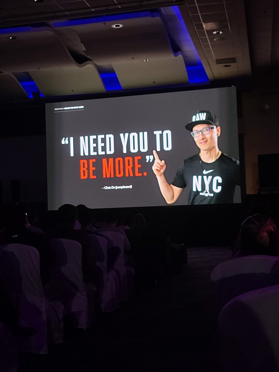 jana_alano's tweet image. So nice to see again @matthewencina as one of the speaker here at Graphika. #ASUSOLEDatGraphikaManila2023 #CreateWithASUS